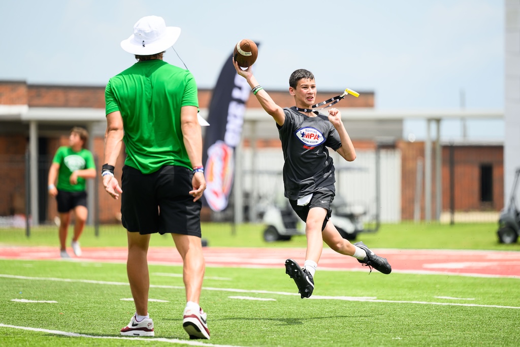 Camper Throws on the Move